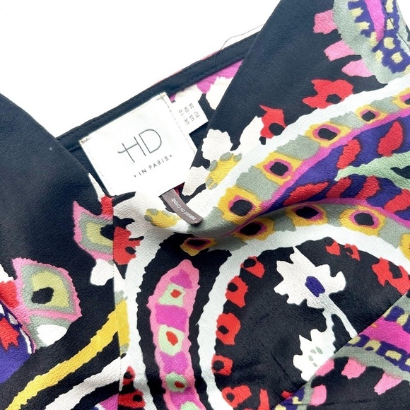 Anthropologie HD in Paris Moonset Asymmetrical
Silk Tank paisley pattern print - Picture 2 of 7